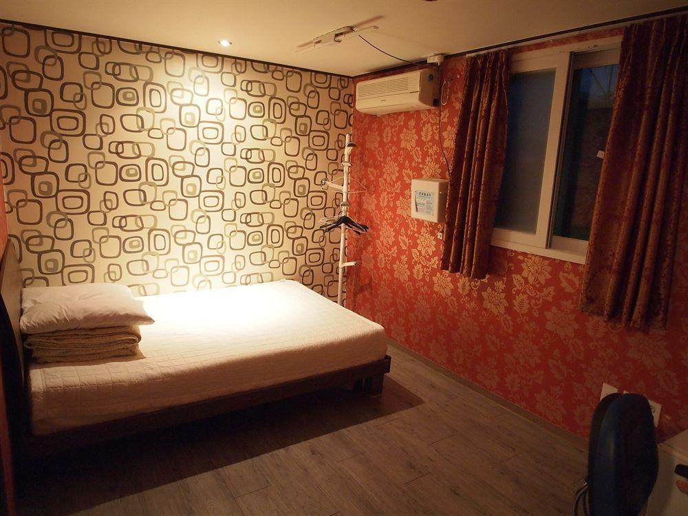 Shinchon Guest House Seoel Buitenkant foto