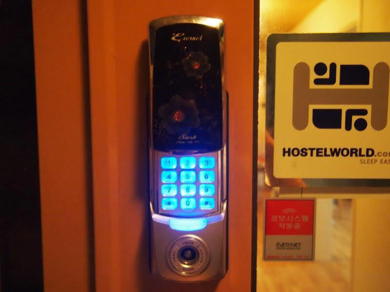Shinchon Guest House Seoel Buitenkant foto